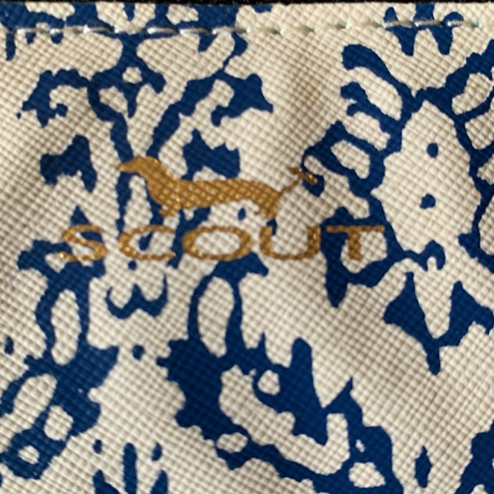 BRAND NEW POCKET CHANGE ZIP WALLET from SCOUT! The Blue Hour. - Picture 2 of 6